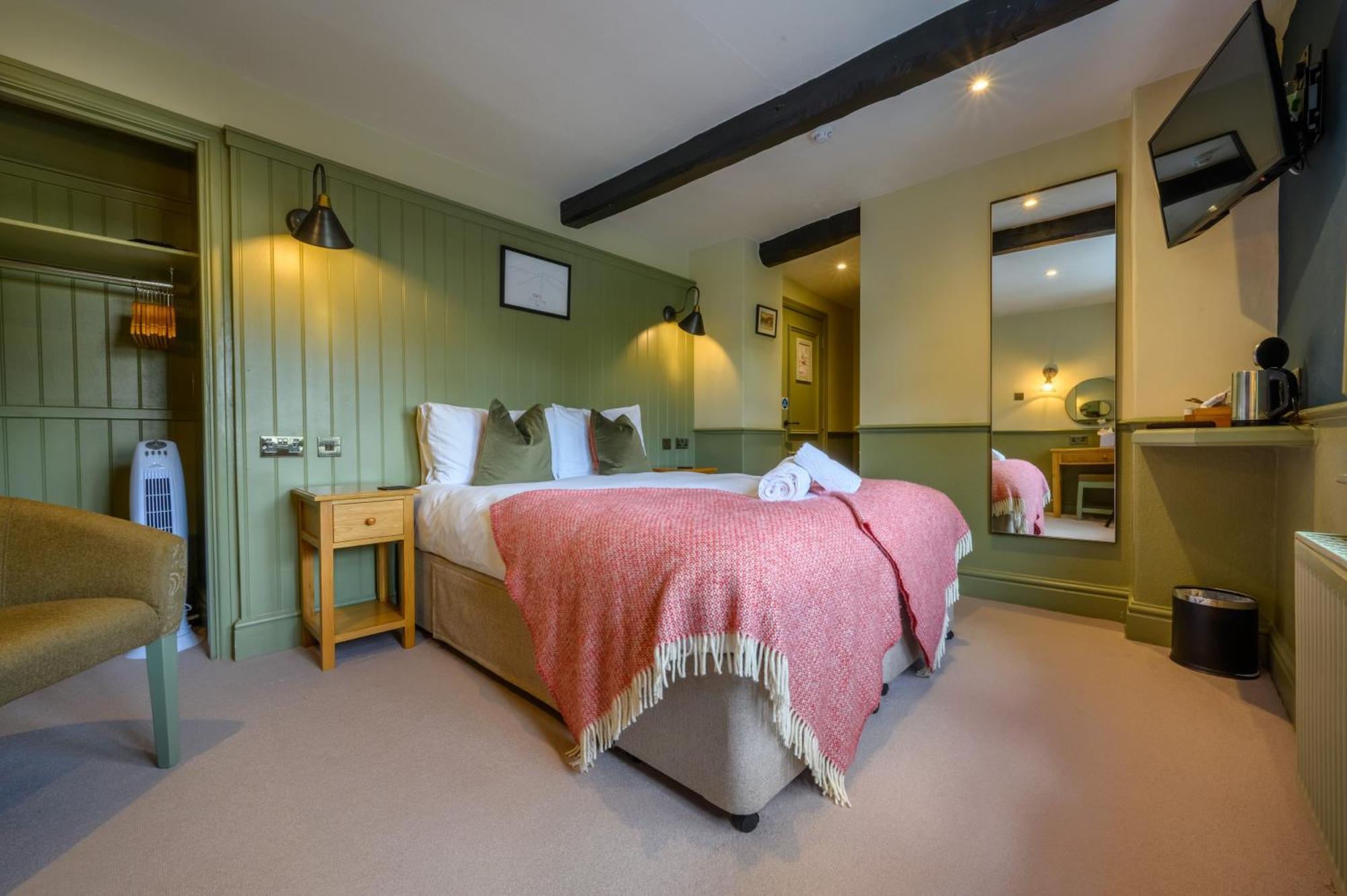 The Horse And Farrier Inn And The Salutation Inn Threlkeld Keswick Buitenkant foto